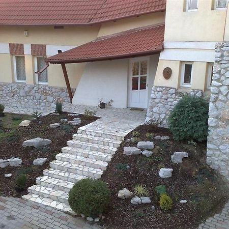 Marci Villa Pécs Exterior foto