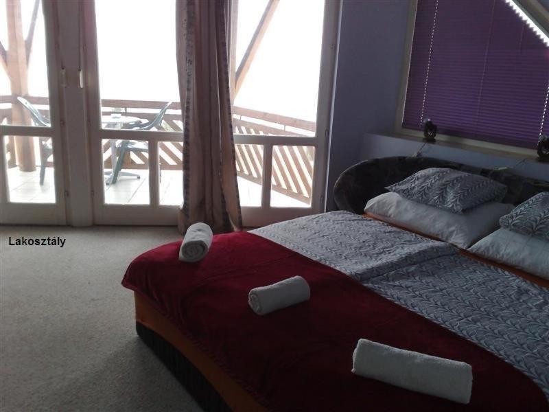 Marci Villa Pécs Zimmer foto